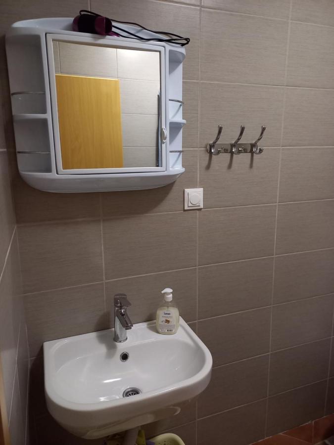 Apartman Konak Prozor Exteriér fotografie