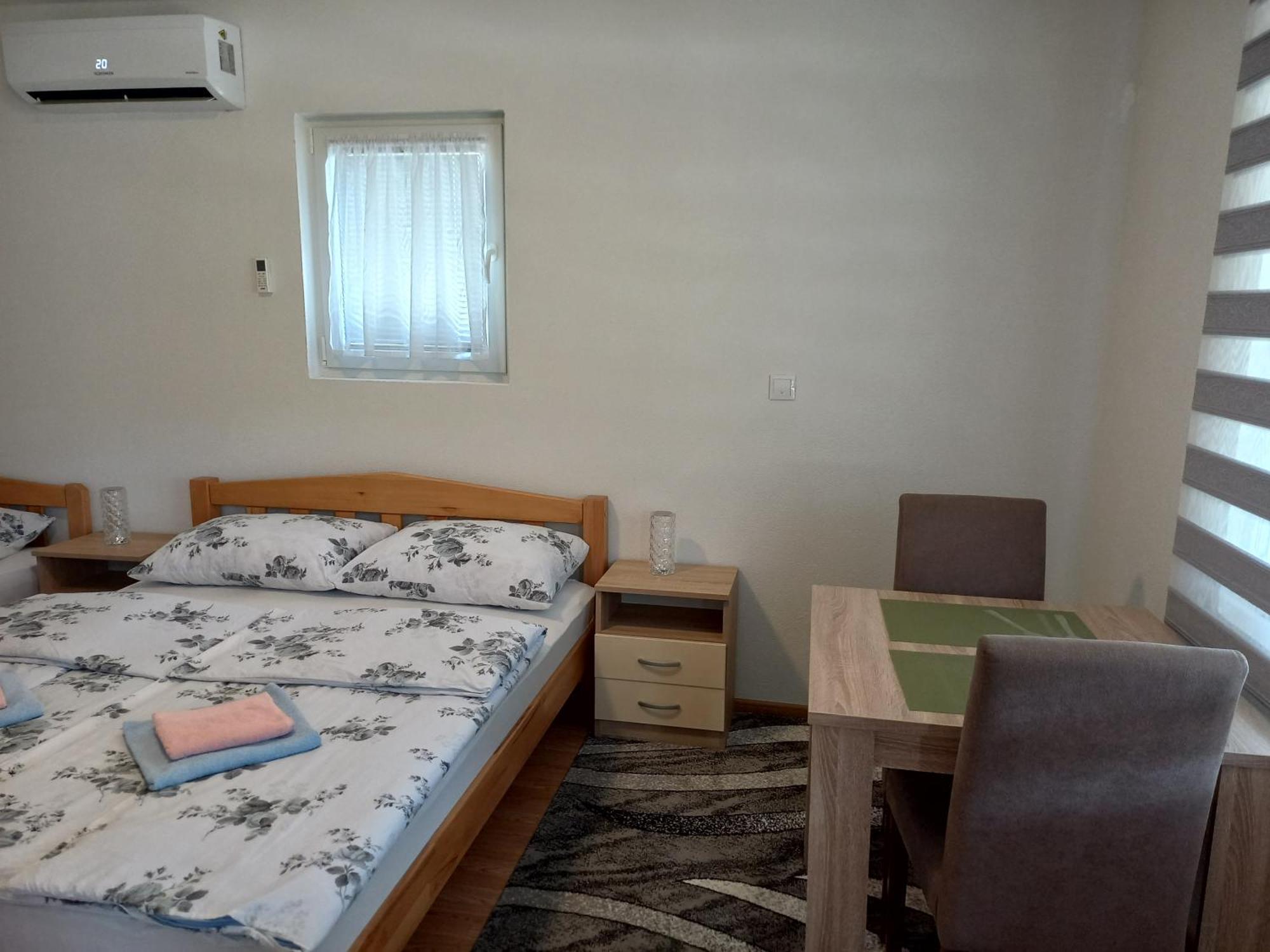 Apartman Konak Prozor Exteriér fotografie