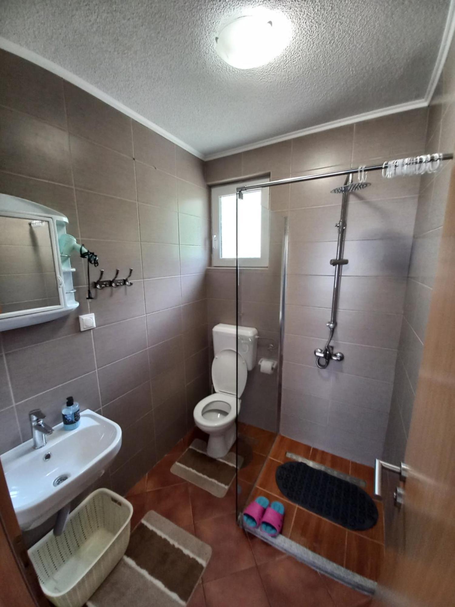 Apartman Konak Prozor Exteriér fotografie